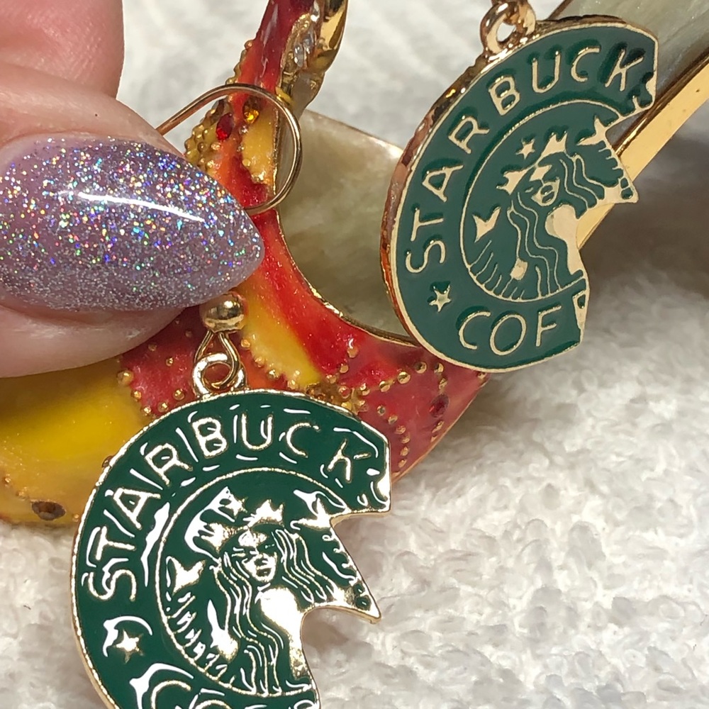 ☕️cute COFFEE With Starbucks logo earrings betsey Johnson style Nwt